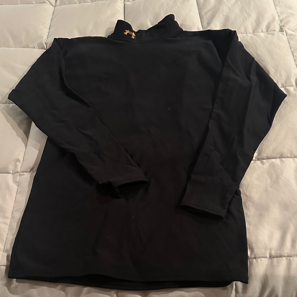 Under Armour Black and Gold Turtleneck Sweater